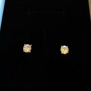 Cubic Zirconia Rose Gold Colored Earrings 5mm